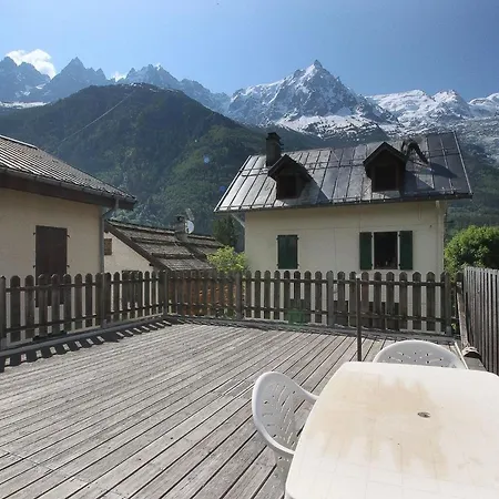 L'ecrin Des Pecles - - Renove - Immense Terrasse Face Au Mont-blanc *